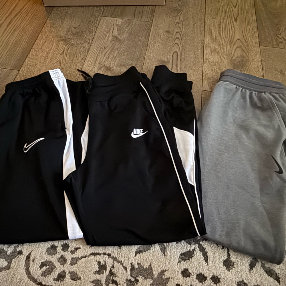 Nike Athletic Jogger Pants Size S